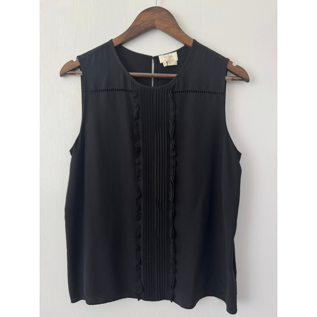 Kate Spade Women's Black 100% Silk Sleeveless Pleated Minimalist Blouse Sz 8